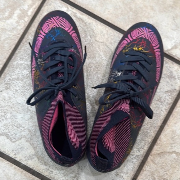 Malaxd Women’s Cleats NWOT - Picture 1 of 5